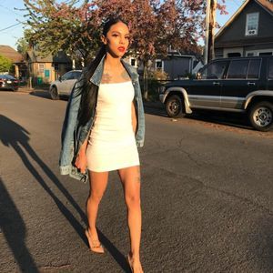 Meet your Posher, Perla